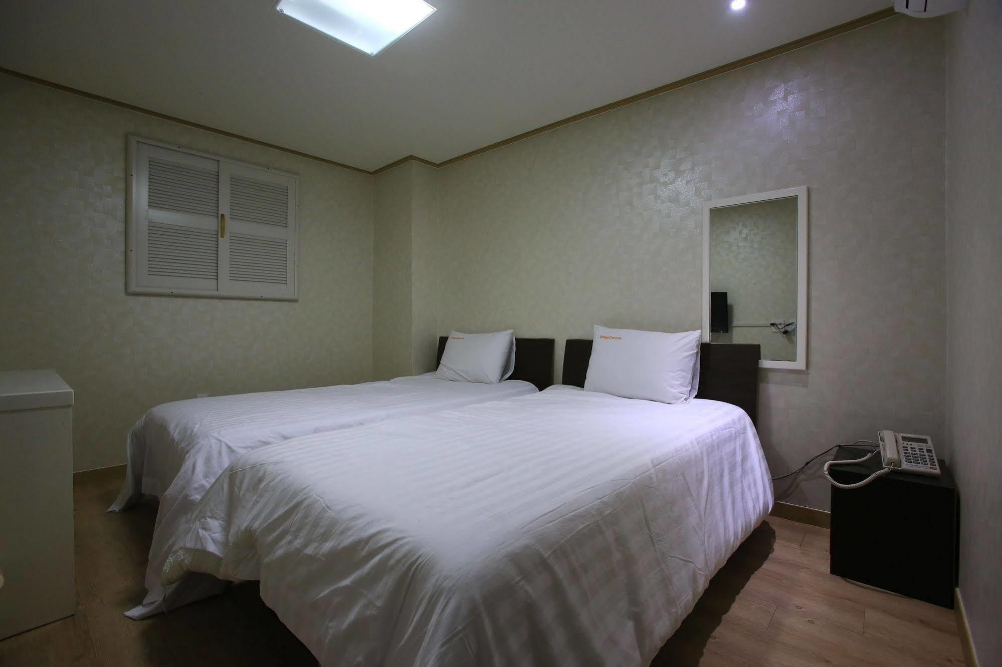 Orange Tree Hotel Jeju Exterior foto